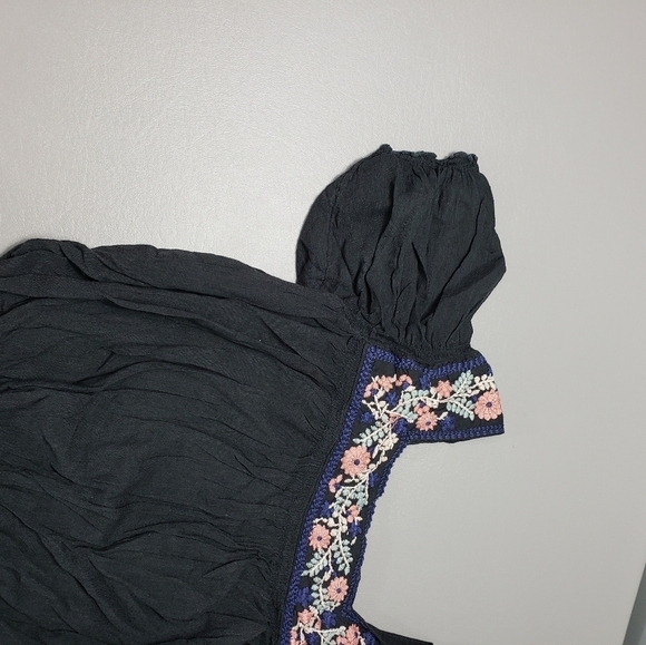 AEO gray, short sleeve top women's size XS - Picture 3 of 9